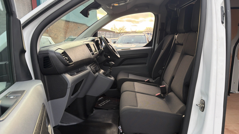 Citroen Dispatch Xl Diesel 1400 2.0 BlueHDi 145 Van Enterprise Pro